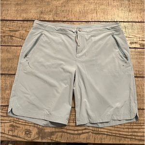 Title Nine Rogue Short